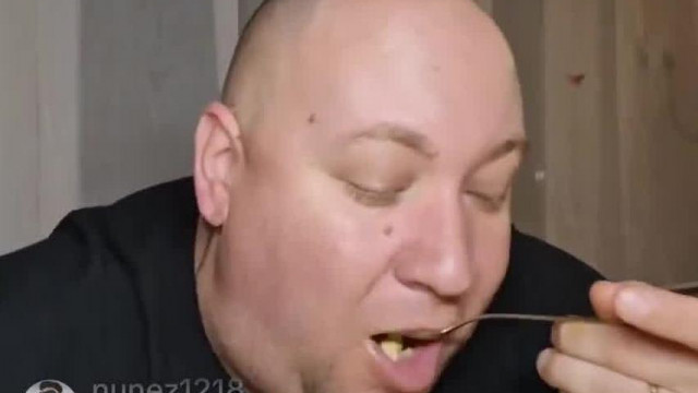 Subimalac immár disznó módra zabál és újfent okosít minket