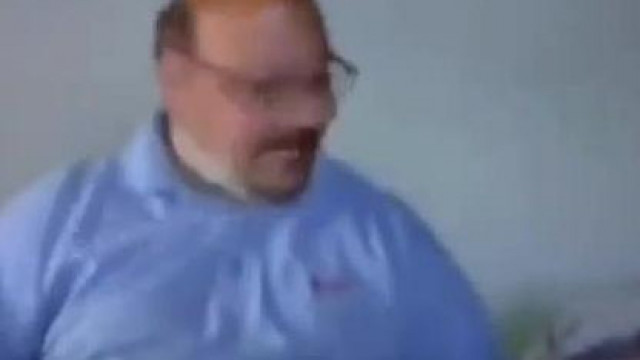 Palika belenyalt Gyuluska tepertőkrémjébe