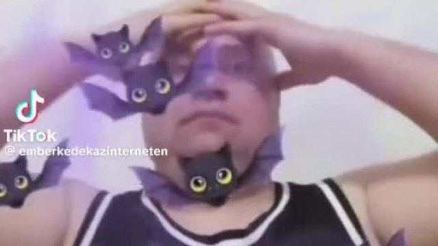MC Büdöskényi szájzáras pityuli úgy veszi a levegőt mint egy láncdohányos tüdőbajos.