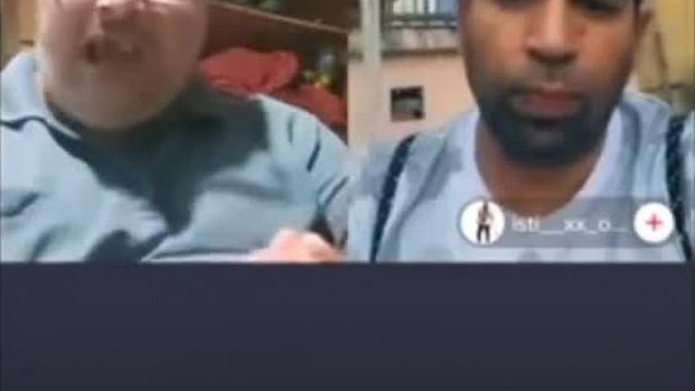 Tojás ideges, mert számon kérték rajta, hogy miért üvöltözik a kutyáival