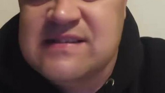 Fogatlankènyi Dömpityek felkèrdezi a nézőit: "mi ez? Òvodàban vagyok?" + szàjzár Rage Quit