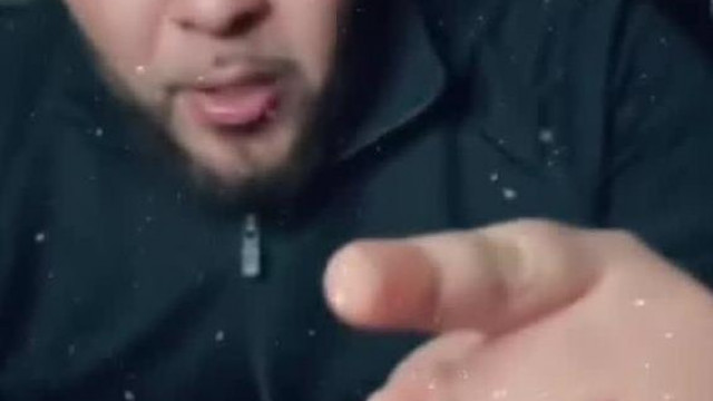 ErikFámillí ígèri Pityulinak hogy tönkre fogja tenni ès szüksège lesz egy kabàtra is mert hideg lesz idèn
