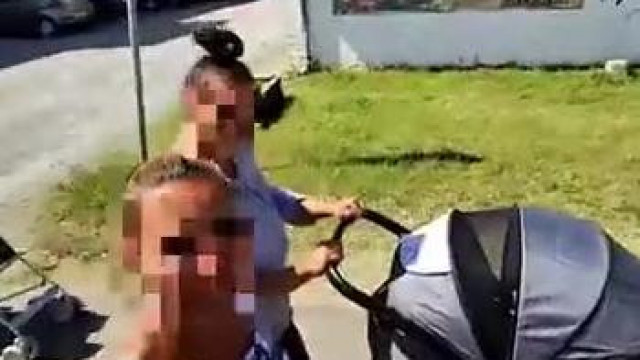 Retardfalvinak 2 babakocsis(!) cigó prosti felajánlja magát a napszemüvegéért cserébe