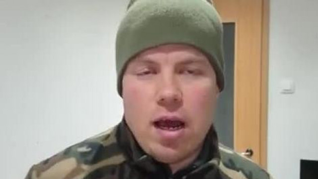 "Mai lájba ti irányítottak hogy mi legyen!" hát donét nem lett szopólexnek!
