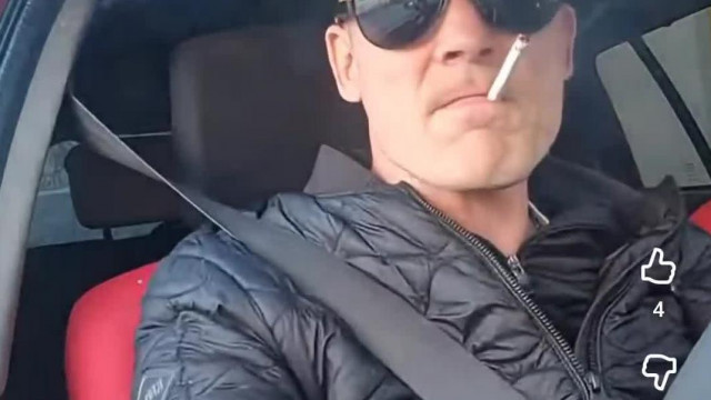 A fogatlan kertitörpe Kozma Vahúr üzeni FullFing géza Bàcsinak hogy ne nagyon ugràljon mert nem jàr jòl