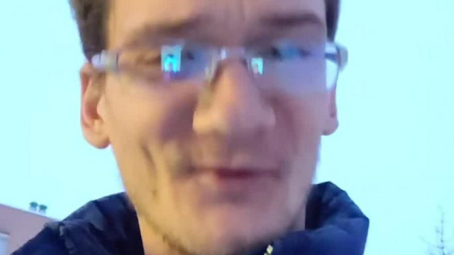 Biós Pityesz autót vett