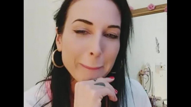 Alexa kitágulva, de visszatért a téma továbbra is az Oppá vimes doboz vastagságú farka + hisztik és rodás agymenések