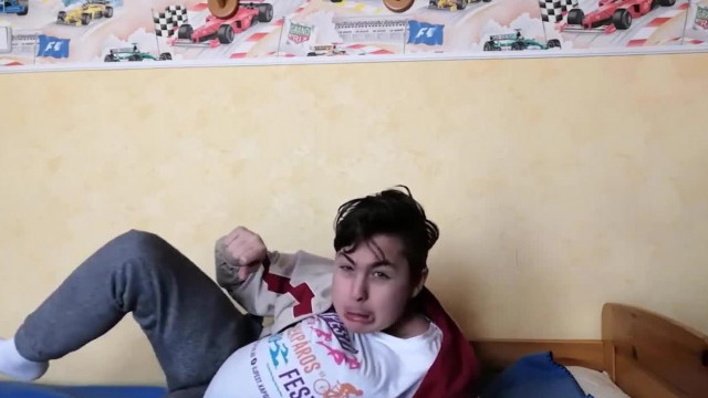 Genyamama Rewind - Retro válogatás egy hülyegyerekről