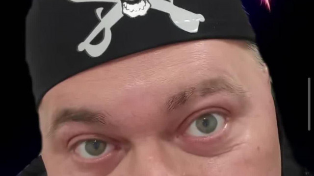 Mc Toroczkai: Mindenki szavazzon a Mi hazánkra (tegnap még nacionalista csoportok fenyegették)
