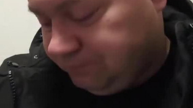 MC Vágósúlykényi már olyan dagadt, hogy 4XL-es pólót kell hordania