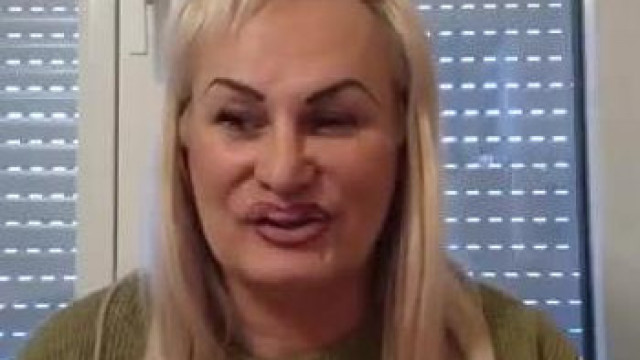Privat Szabika visszatert es kikeri maganak, hogy o trash