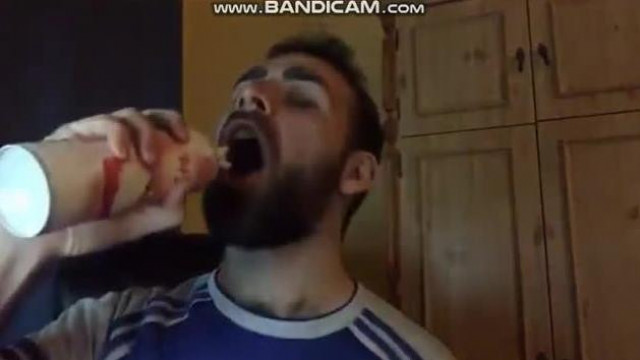 Károly és a tejszínhab