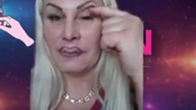 Privat Szabika meg mindig az orvosokat okolja az elcseszett arca miatt