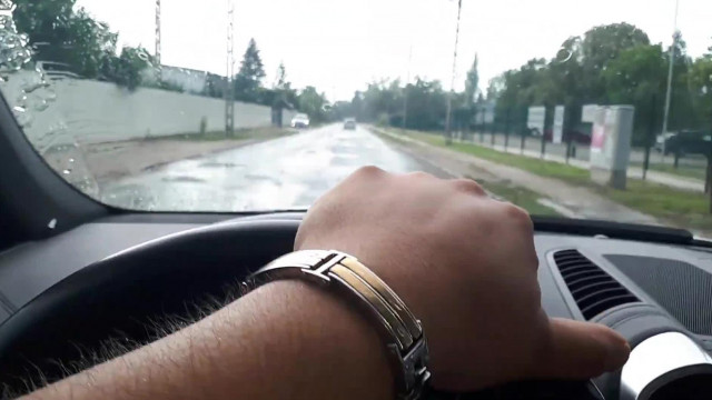 Busák Józsika más f@szával (kocsijával) veri a csalánt - retro