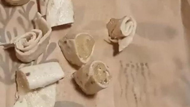 Bariadd a megavalag önsajnáltatása után megmutatja, hogy mitől dagad a segg: lekváros tortilla csigák
