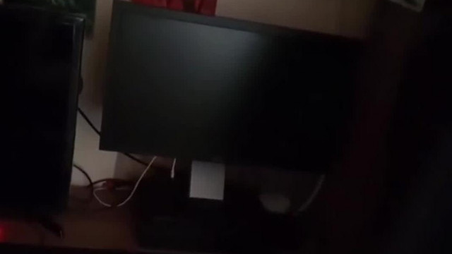 A hàztartàsi Szeméttel egyen èrtèkű Èletű Trutymò ùj monitort vett a Lànya tàmogatàsa helyett