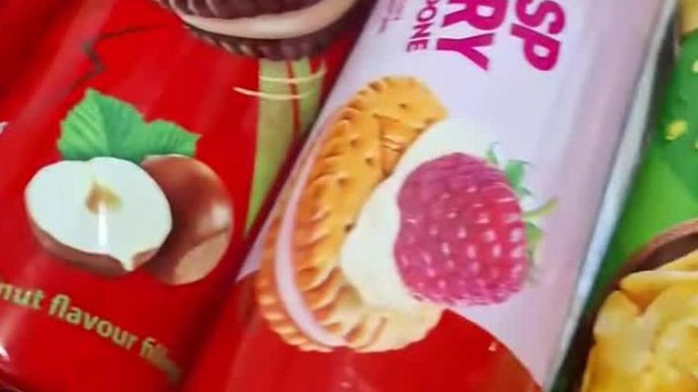 Vadász Gyula bevásárolt a kutyák pénzéből (nincs hang)