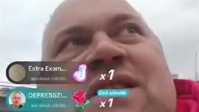 Agresszív kismalac mc takonyevő az utca közepén kap agyfaszt