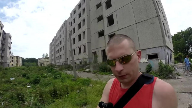 Buziboy - Fotóst imitáló dögunalmas buziskodás - lopott videó