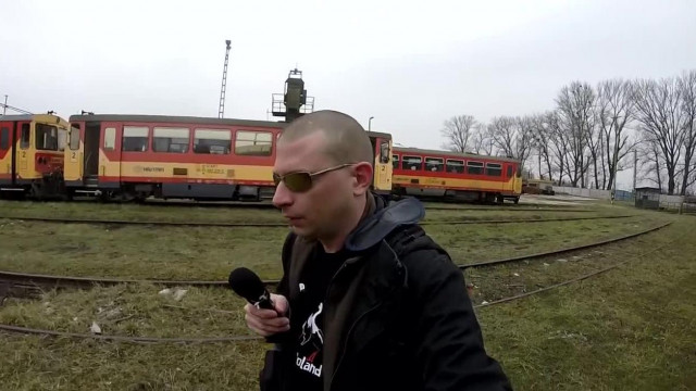 Buziboy - Celldömölk vasútállomás buziskodás - lopott video