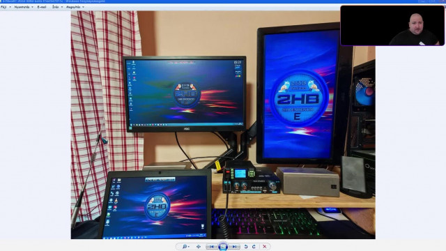 Róka csalogató avagy hájasbré saját előfizetői pc setupjait mutogatja