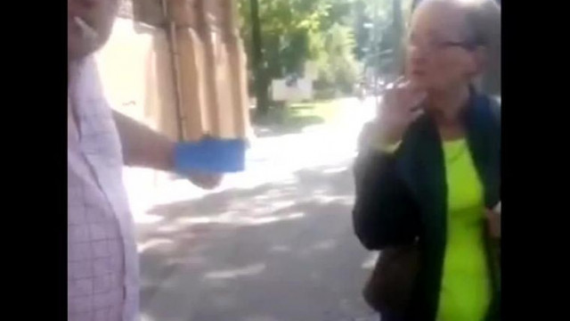 Pistike panaszkodik az édesanyja lakására, pedig el van tartva 40 évesen (2020)