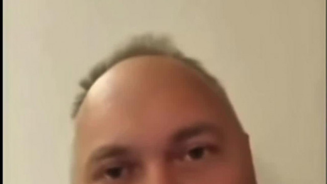 MC Hízósertés megmutatná hogy boxol egy autista