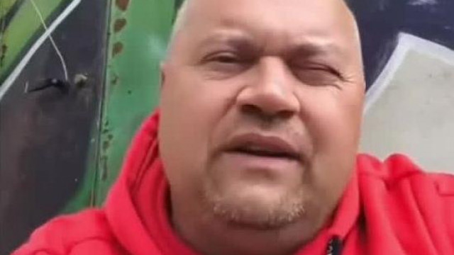 "Mi Van ezzel a Madàrral?" - fényes Tekegolyò fejű MC malaccal megint kötekednek a madarak
