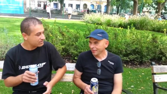 A Kibaszott Menekültek Még nem kaptak ELEGET!
