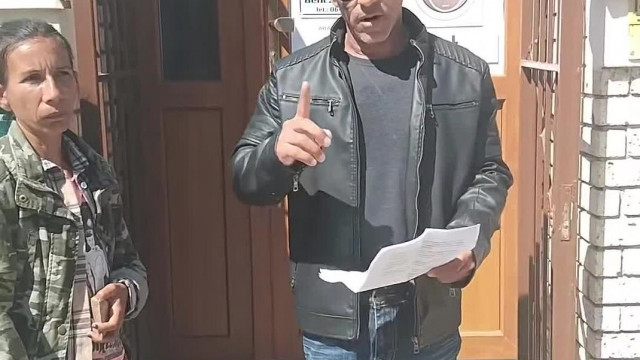 Nàjkèk Kàlváriàja - a kèt òpàlyi szörnyszülött Agyhalott ki van akadva mert akadályozzàk màsok a gyerek láthatàst