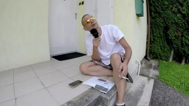 A murder meghalt, de azért legalább jött egy headset!