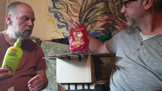 Csomagot kaptak a Rucu bácsiék, unboxing a Mesterrel