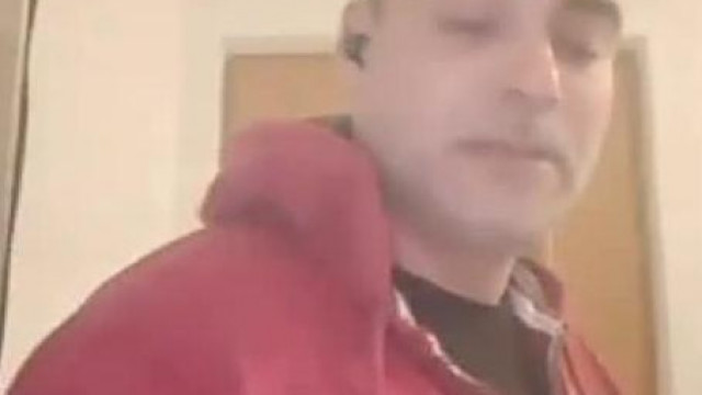 Andraska be vèd mindenkit is