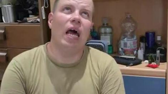 Szopólex kuplerájban okoskodó és tiltogató live!