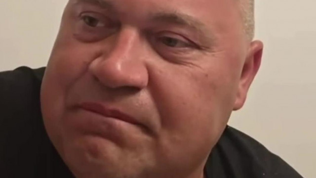 Ez a Szakterülete dr. MC Istinek - Főorvosok, Doktorok akiknek nincs Sex csak Könyvek ès Tanulàs!