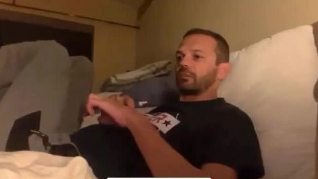 Az akkor még csak sümegi koldus Herbert, összefossa magát egy békától. retro