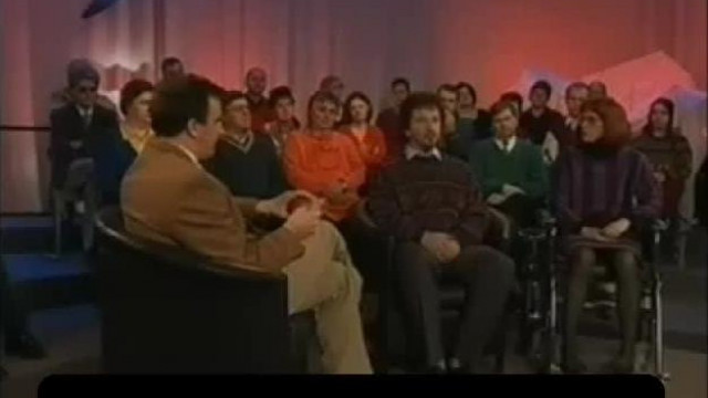 Norbert Stu vs Röhögőfejező riporter [Paródia]