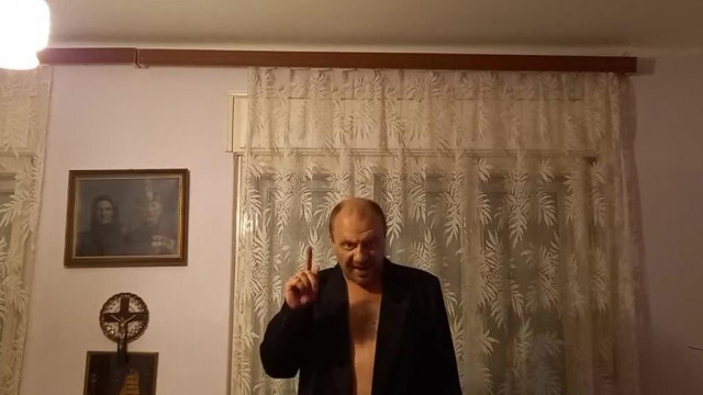 aki Egri Ecetes Ulahut Béla： A Párttal a Néppel egy az utunk!