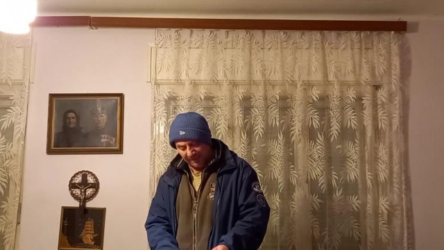 Ecetes Béla： Nemzeti Konzultáció Kitöltése Egri Ecetes Ulahut Béla által