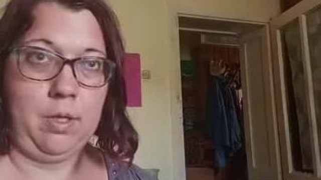 A fáni farú fogyókúrás mókamester Bariadd hisztizik, mert megkérdezték tőle, hogy áll a mázsa