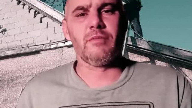 Ádám Mobil   Miujság az árammal？