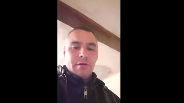Ádám Mobil mögbaszta az anyját!!!
