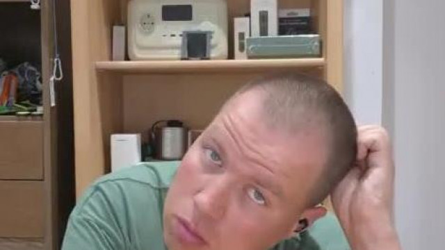 Szopólexnek mért kéne tudnia vagy elszámolni a koldult lakó pénzzel live!