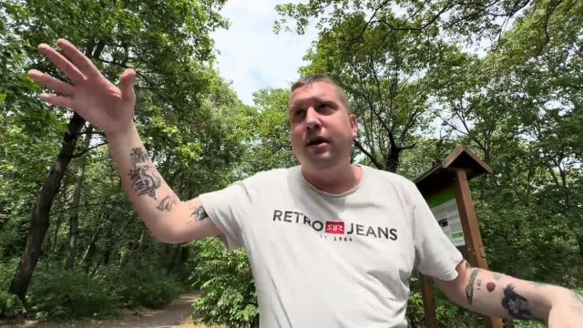 Kuhár újabb politikai videója. Tisza kormány neki nagyon bejön