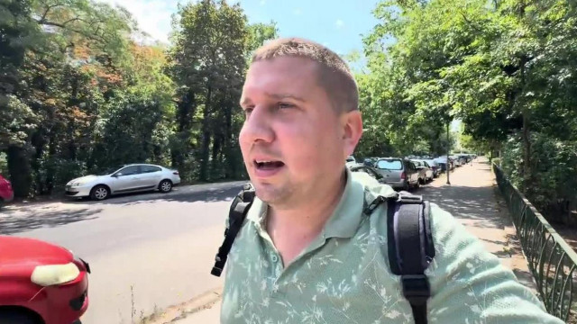 Az előző videóra reflektál Kuhár, ahol politizált.