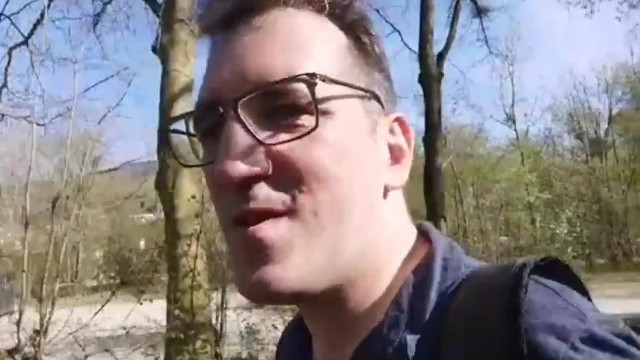 Abberált SoDI Kiss Endre Farkas Nudista Lájvja - Megpróbáljuk Így - Irány A Tó (2022.04.14.)