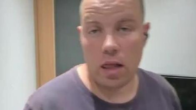 Szopólex áginéni hiányában személyesen tiltogató like nélküli live!