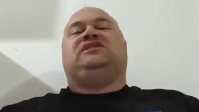 "Tegyél valamit! Gyere gyere gyere"