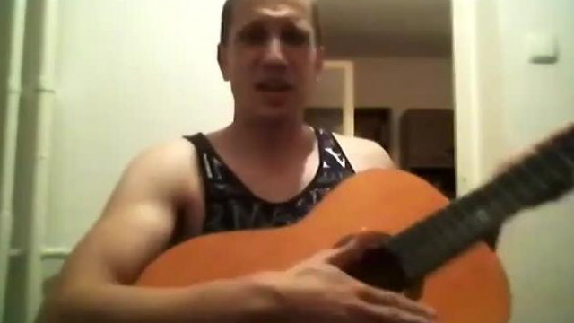 Kuhár Bence Dohányzásellenes zenéje