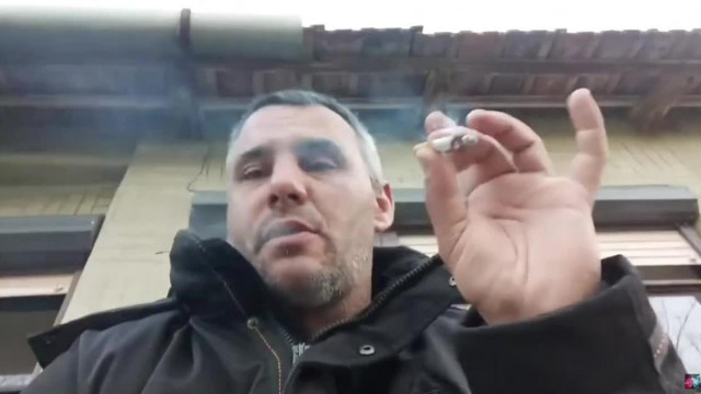 Edemsz zsarolás alatt van az öccse által